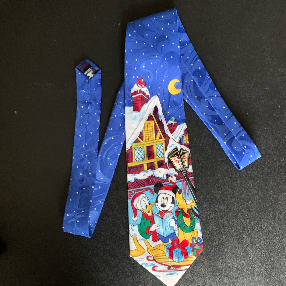 vintage mickey mouse christmas winter holidays tie